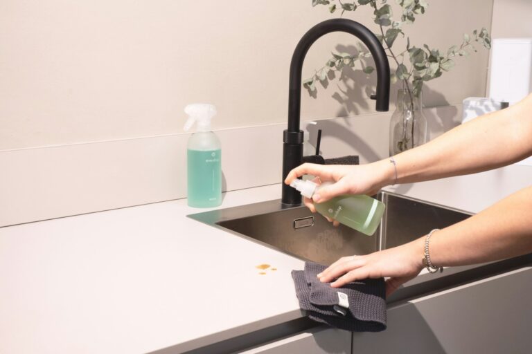 everdrop gmbh SqOMDOQb3ws unsplash